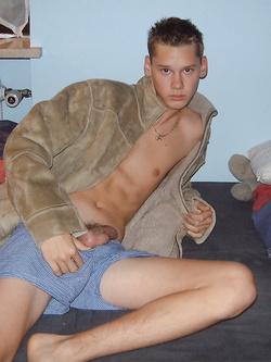 Set fotografico twink italiano gay — Twink — foto 14/16