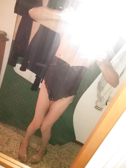 Emy la troia — foto 1/4