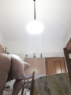 Amo farmi inculare da tanti ragazzi — foto 4/6