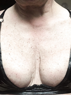 Le tette continuano a crescere — foto 7/9