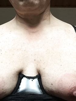 Tette sempre più da troia — foto 2/18