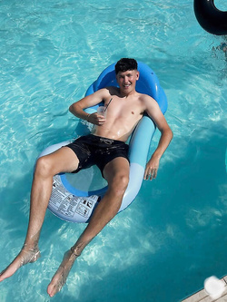 I ragazzi di gennaio si scaldano a vicenda con pompini e seghe — Twink — foto 81/200