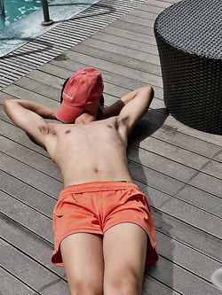 I ragazzi di gennaio si scaldano a vicenda con pompini e seghe — Twink — foto 87/200