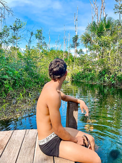 I ragazzi di gennaio si scaldano a vicenda con pompini e seghe — Twink — foto 116/200