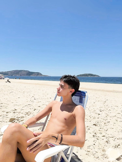 I ragazzi di gennaio si scaldano a vicenda con pompini e seghe — Twink — foto 126/200