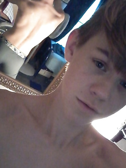 Collezione mutande bagnate – cazzi che escono dai boxer e sborrano — Twink — foto 47/96