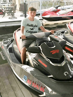 Biondi e bianchi lisci da sborrare addosso — Sesso Anale — foto 27/147