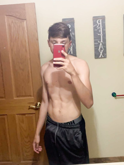 Biondi e bianchi lisci da sborrare addosso — Sesso Anale — foto 30/147