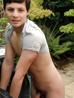 Amici di cazzo – scopate gay senza limiti — Sesso Anale — foto 24/48