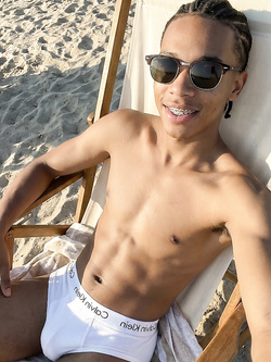 Juan cugino brasiliano di Tommy – culo sodo da sfondare — Bisessuali — foto 7/20