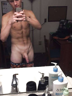 Ragazzi carini nudi trovati su Tumblr — Giovani — foto 12/70