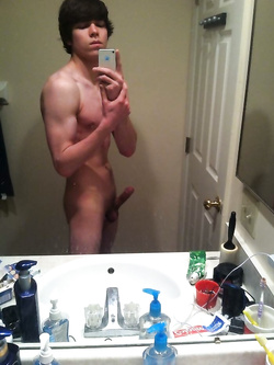 Ragazzi carini nudi trovati su Tumblr — Giovani — foto 27/70