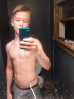 Ragazzi carini nudi trovati su Tumblr — Giovani — foto 46/70