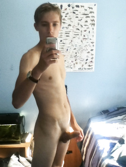 Giovani twinks gay in pose calde e sensuali — Twink — foto 28/99
