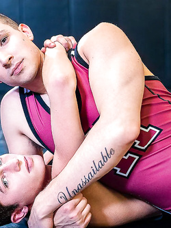 Lezioni di sesso gay hard al college — Giovani — foto 21/77