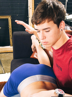 Lezioni di sesso gay hard al college — Giovani — foto 42/77