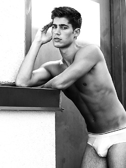Bei ragazzi gay italiani — Giovani — foto 33/37