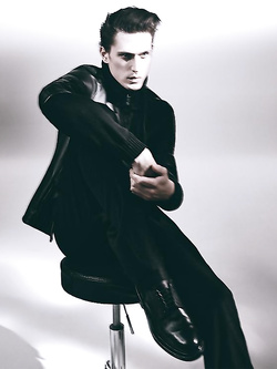Edoardo Sebastianelli modello italiano irresistibile — Giovani — foto 111/160