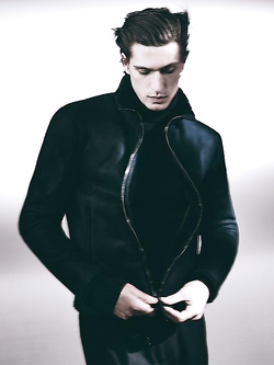 Edoardo Sebastianelli modello italiano irresistibile — Giovani — foto 112/160