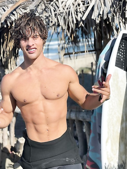Mario Rossi twink italiano dai muscoli bellissimi — Muscolosi — foto 14/54