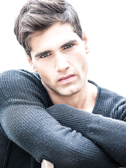 Fabio Mancini supermodello italiano gay — Giovani — foto 1/155