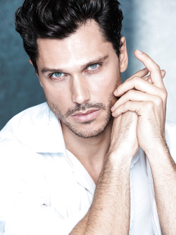 Valerio Logrieco modello gay italiano bollente — Muscolosi — foto 9/88