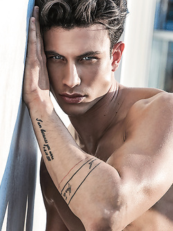 Mattia Narducci modello italiano da urlo — Giovani — foto 40/90