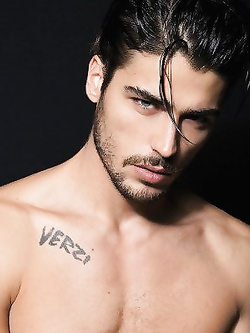 Alessandro Dellisola (Alex D.) modello italiano — Giovani — foto 30/66