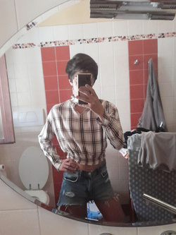 Artur femboy italiano 20 anni con 13 cm non circonciso — Cazzi Grossi — foto 57/150