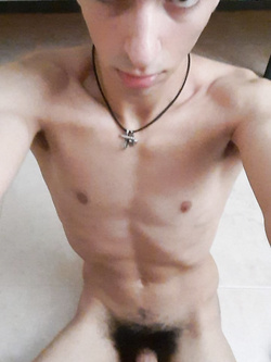 Francesco twink italiano carinissimo — Twink — foto 16/19