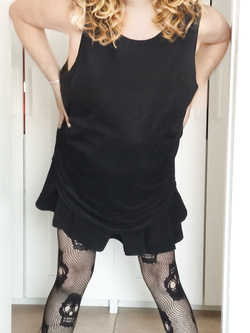 Adoratrice di calze e minigonna — Femboy — foto 2/10