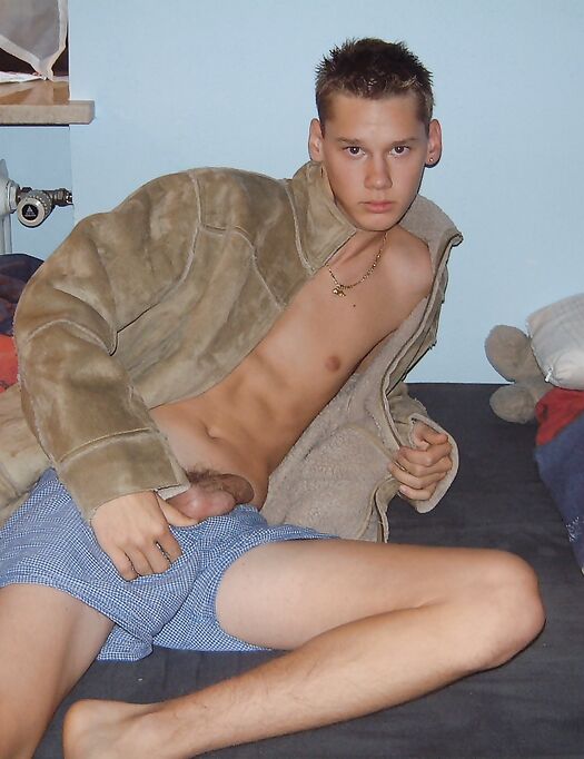 Set fotografico twink italiano gay