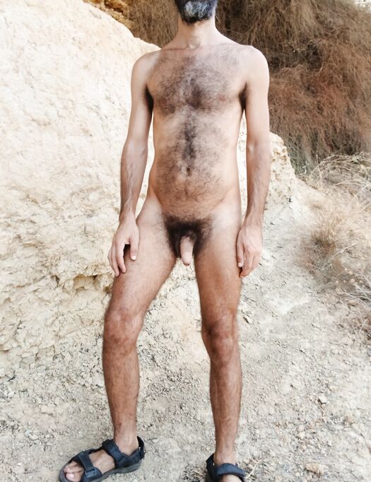 Nudo all'aperto